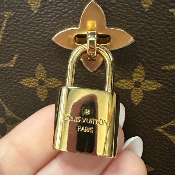 Louis Vuitton flower tote MNG noir - Picture 16 of 17